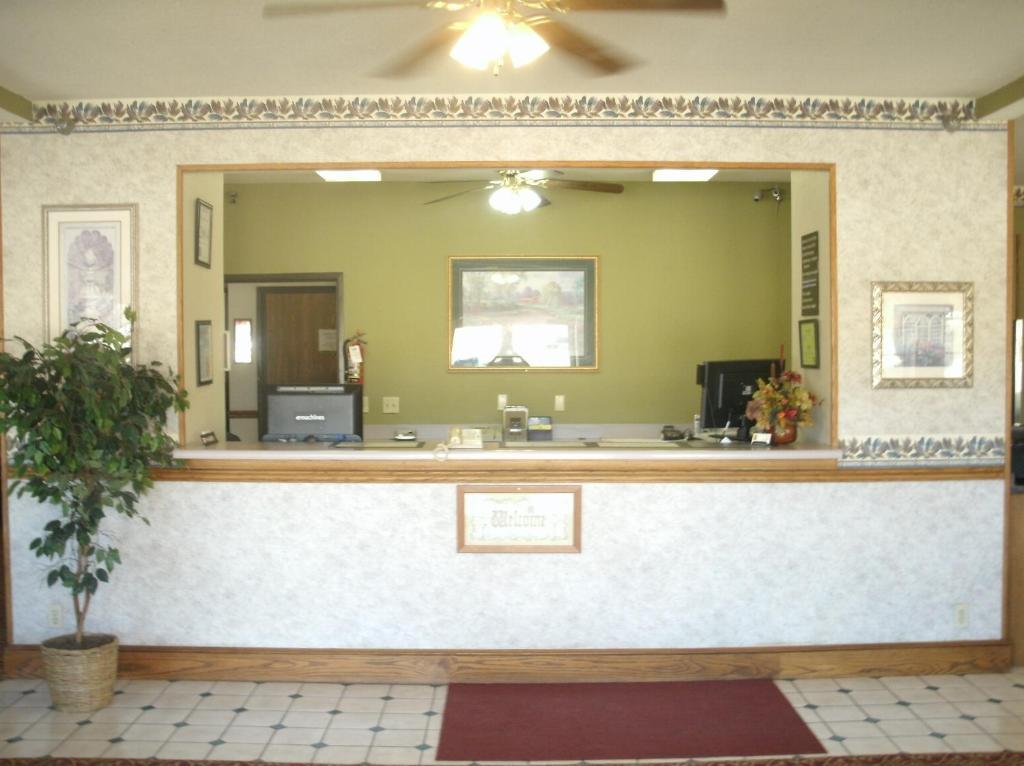 فندق سوبر 8 باي ويندام بلات سيتي كانساس سيتي أريا Platte City المظهر الخارجي الصورة