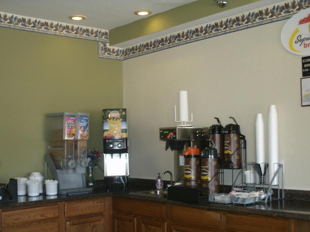 فندق سوبر 8 باي ويندام بلات سيتي كانساس سيتي أريا Platte City المظهر الخارجي الصورة